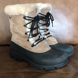 Sorel women’s angel boots